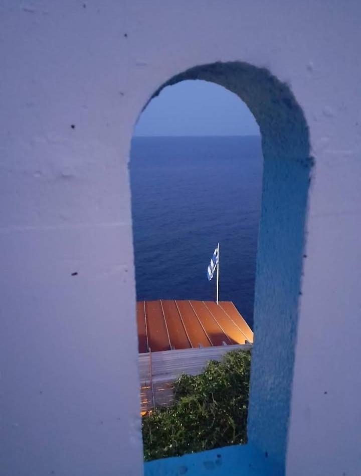 Delfini Aparthotel Akhladheri Exterior photo